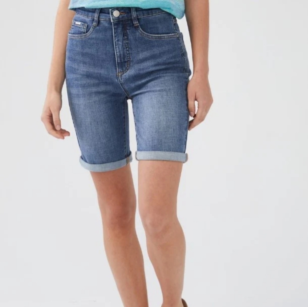 FDJ French Dressing Jeans‎ Suzanne Denim Bermuda Shorts , High Rise. Medium Wash